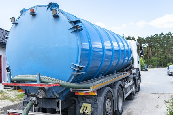 Guide complet pour une vidange de fosse septique réussie