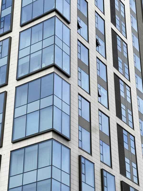 Verre et vitrage sur mesure : créez vos projets en ligne